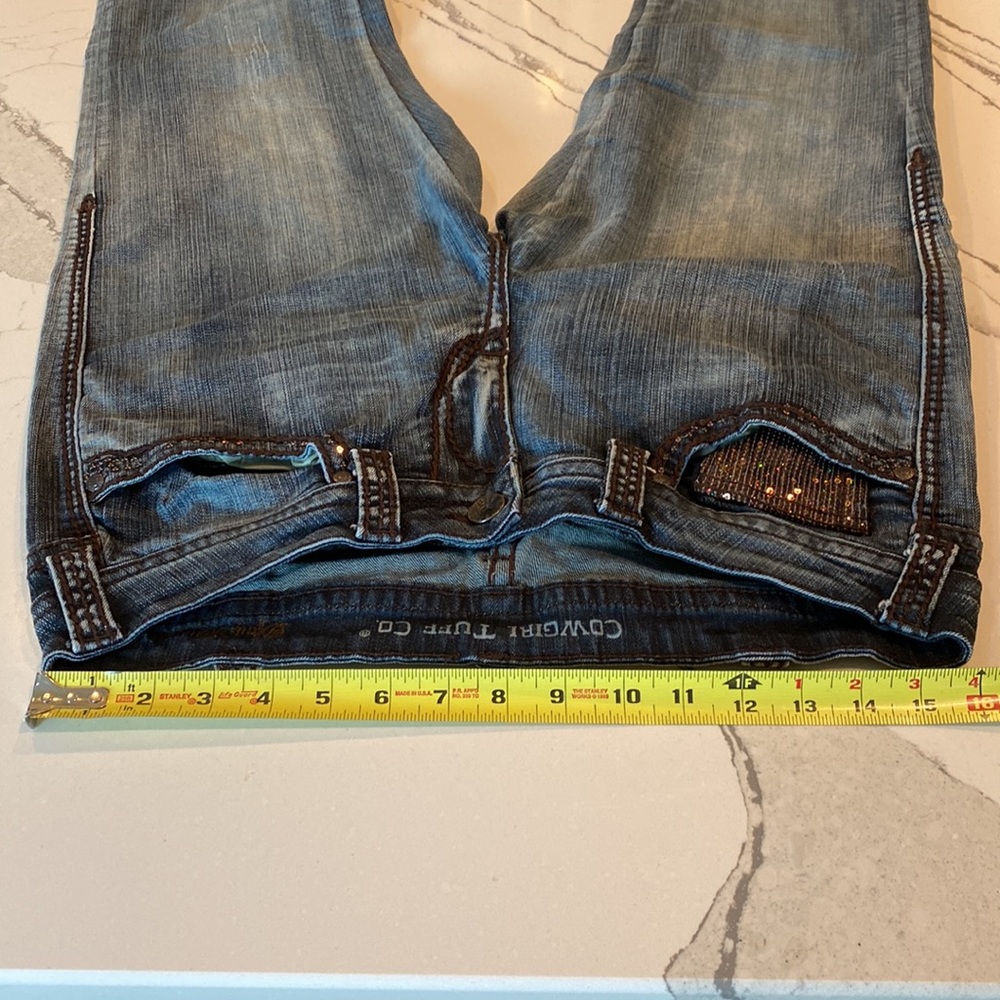 Cowgirl Tuff Jeans 33x32 - Picture 12 of 15